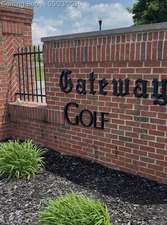 6145 Crystal Lake Drive, Romulus, MI 48174 — Photo 28