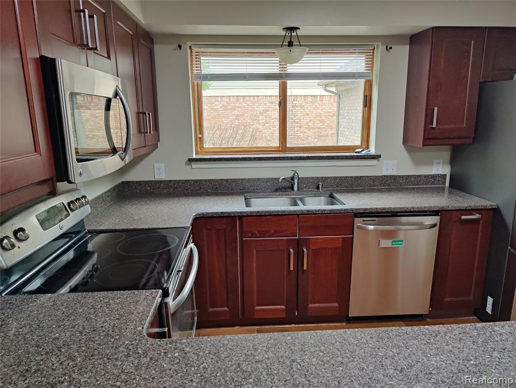 1600 Dunston Road, Canton, MI 48188 — Photo 26