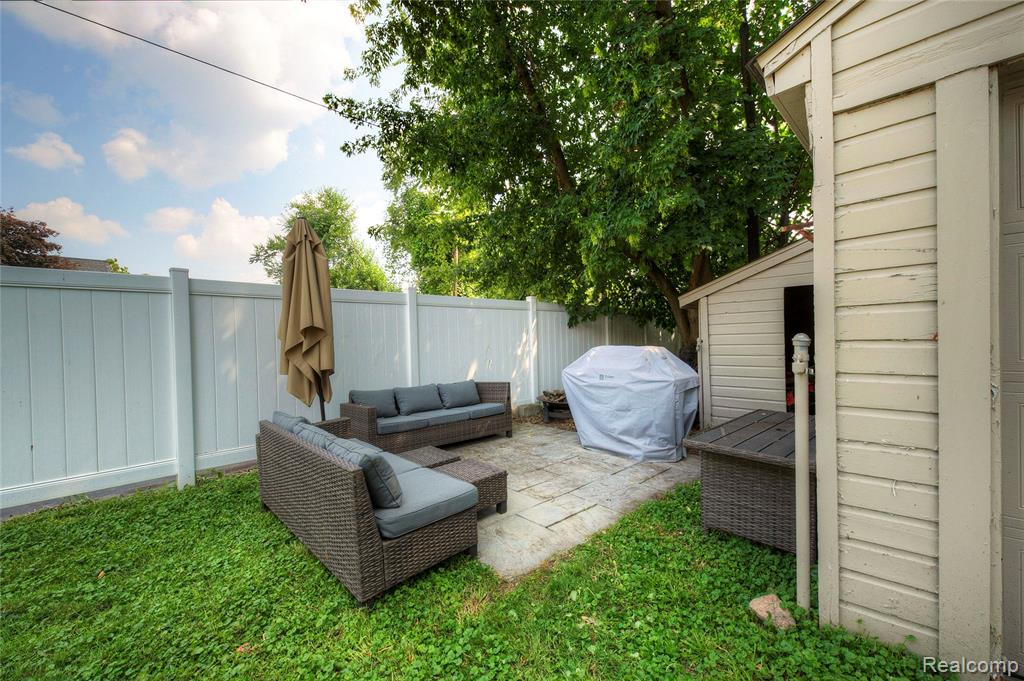 478 E Breckenridge Street, Ferndale, MI 48220 — Photo 32