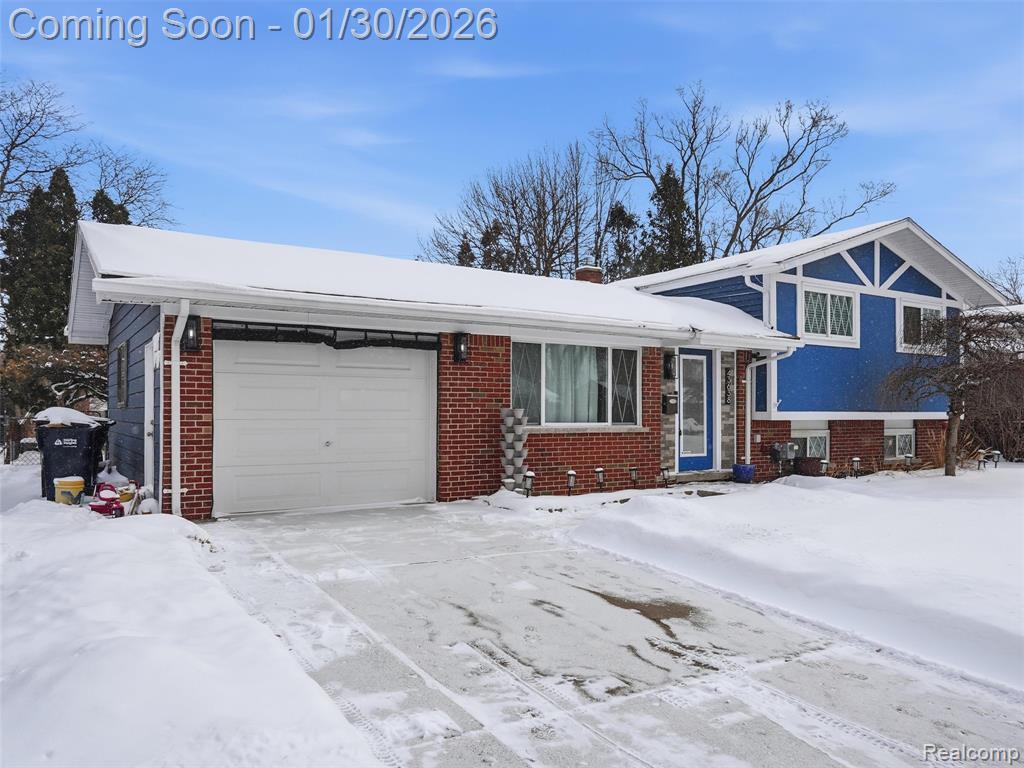 43638 Bockley Drive, Sterling Heights, MI 48313 — front exterior