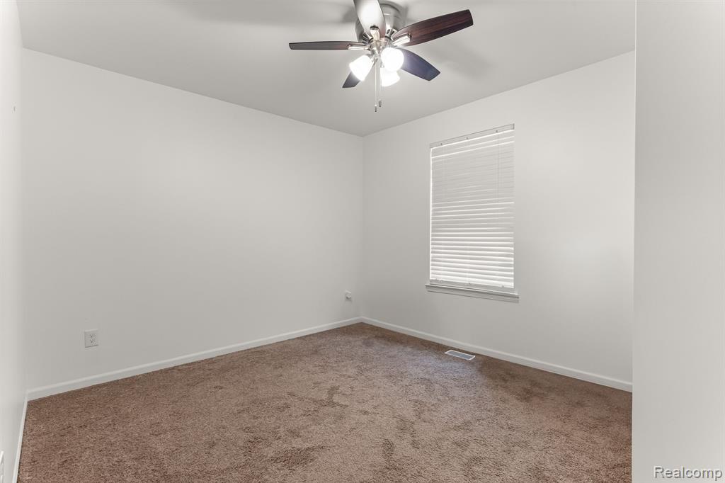 8123 N HUBBARD Road, Westland, MI — Photo 22