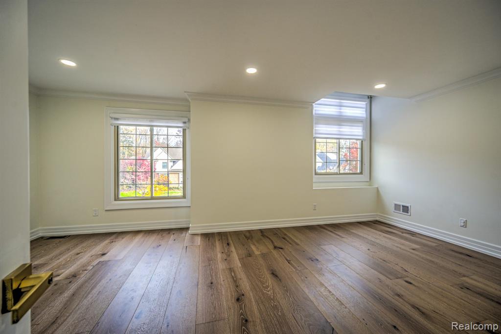 7418 Rafford Lane, West Bloomfield, MI — Photo 38