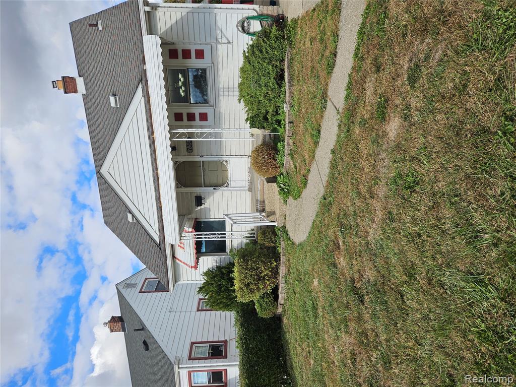 736 Garfield Avenue, Lincoln Park, MI 48146 — front exterior
