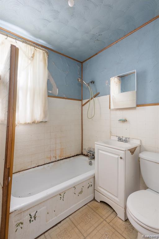 4673 FRENCH Road, Detroit, MI 48214 — Photo 9