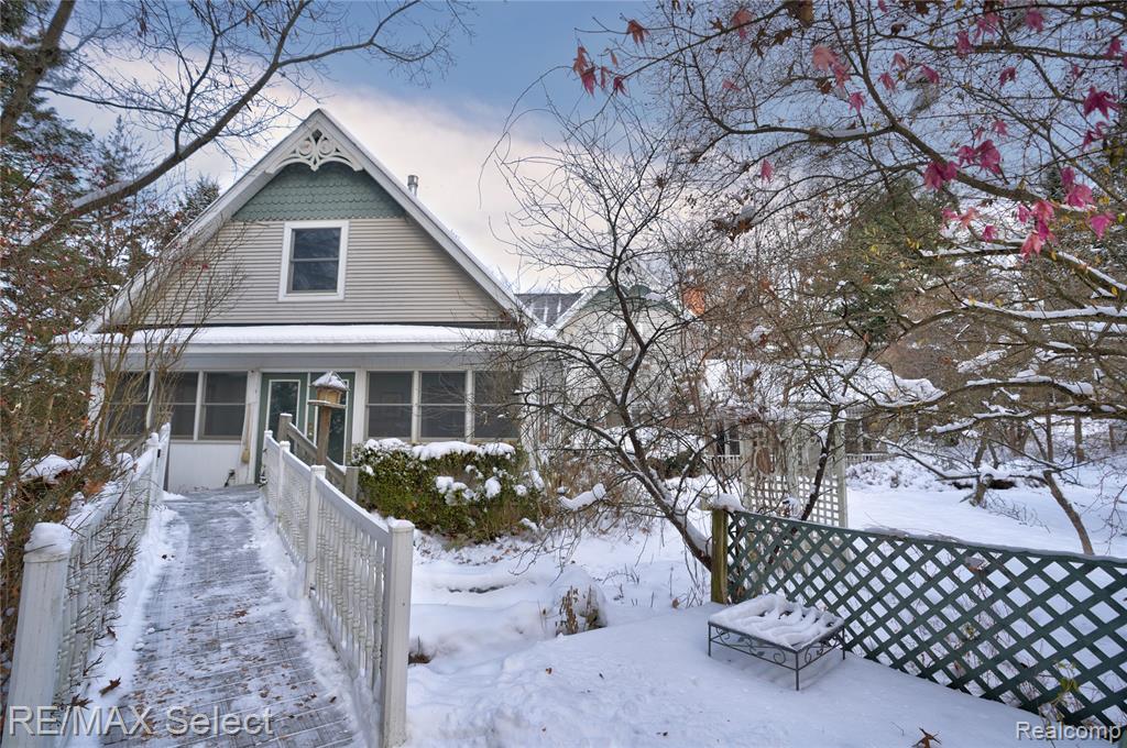 9710 Rattalee Lake Road, Clarkston, MI 48348 — Photo 49