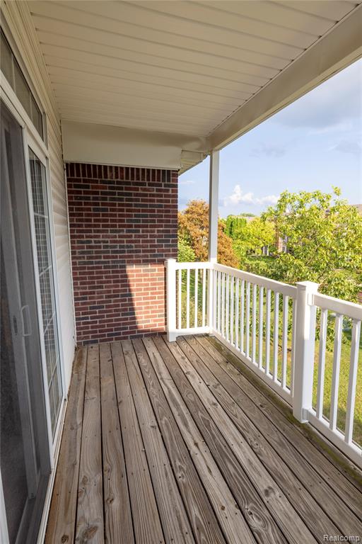 5674 Acorn Lane, Sterling Heights, MI 48314 — Photo 20
