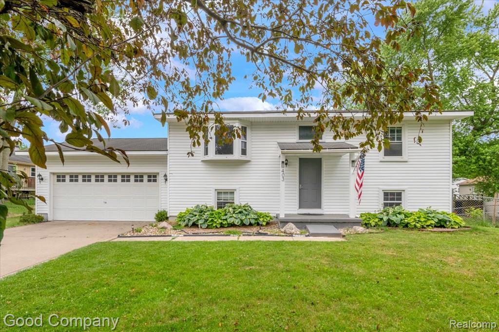 403 Donna Drive, Clinton, MI 49236 — Photo 2
