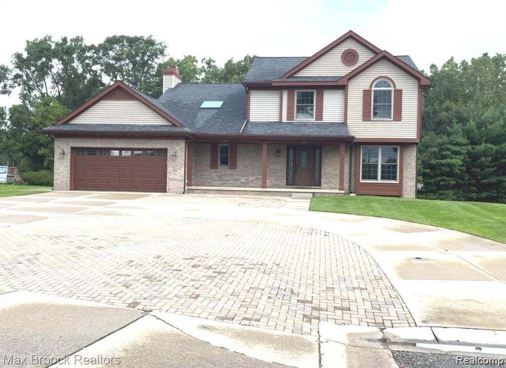 7980 BILLINGHAM Road, West Bloomfield, MI 48324 — front exterior