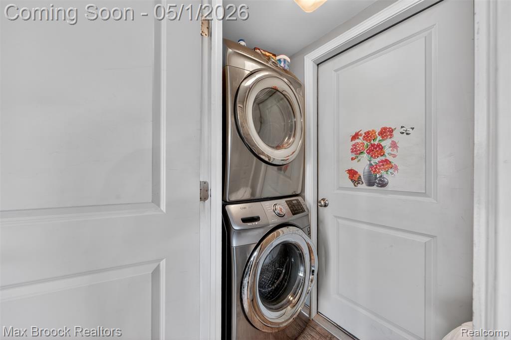4856 Butler Drive, Troy, MI 48085 — Photo 9
