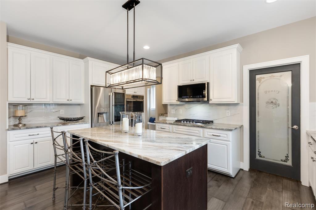 21924 E Majestic Drive, Macomb, MI 48044 — Photo 26