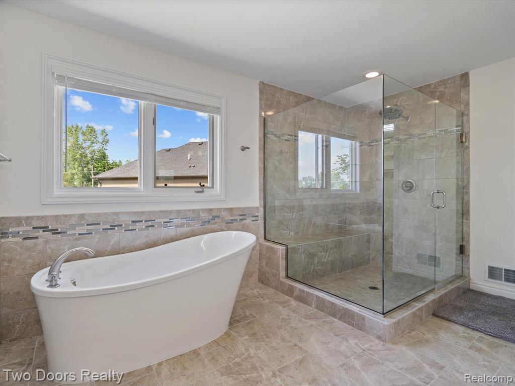 52903 Forest Grove, Shelby Twp, MI 48315 — Photo 38