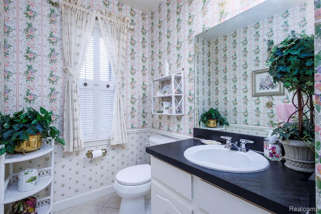 830 Croydon Road, Rochester Hills, MI 48309 — Photo 39