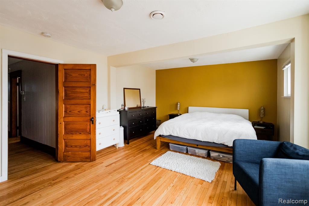 1020 FERDINAND Street, Detroit, MI 48209 — Photo 49
