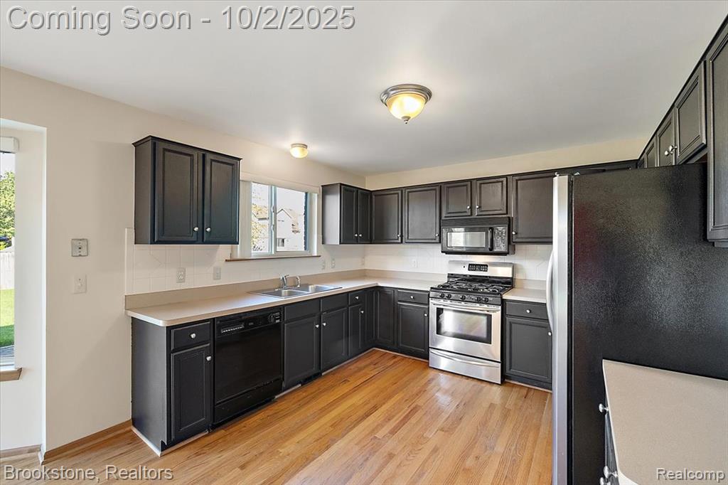46063 Pat Street, Chesterfield, MI — Photo 12