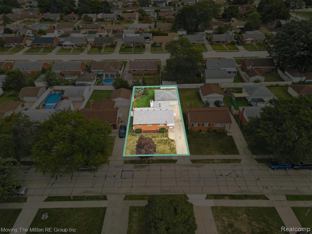 6484 Huntleigh Street, Garden City, MI — Photo 60