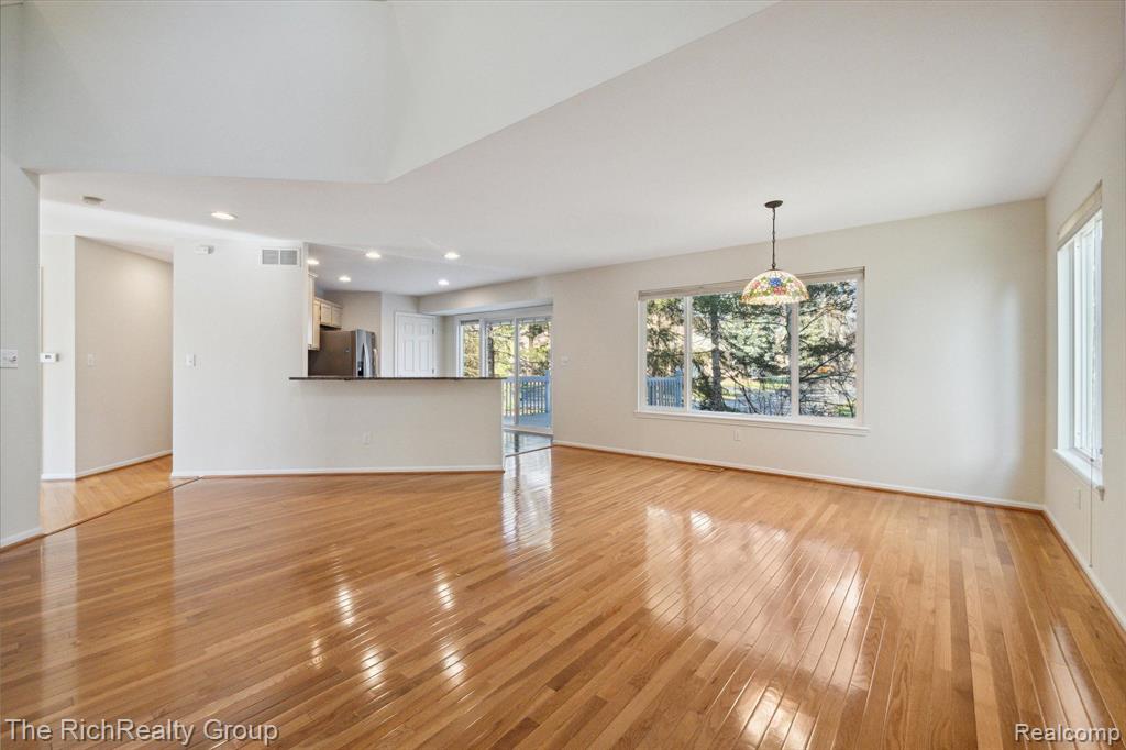 415 Sommerset Court, Ann Arbor, MI 48103 — Photo 9