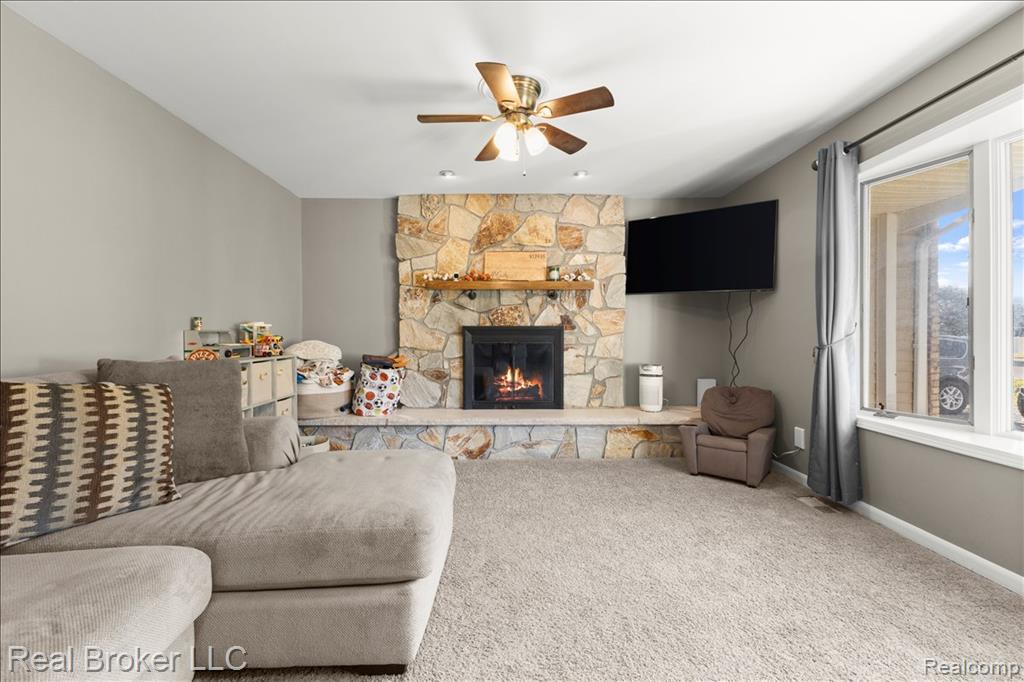 4268 Ravenswood Road, Port Huron, MI 48060 — Photo 6