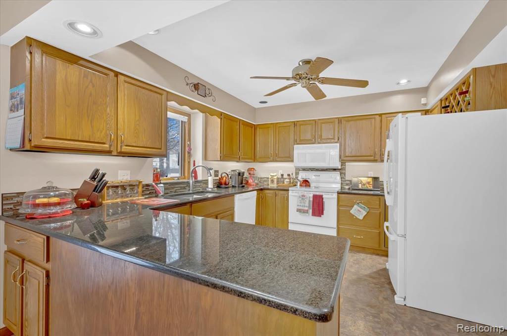 3669 Connie Lane, Fort Gratiot, MI 48059 — Photo 12