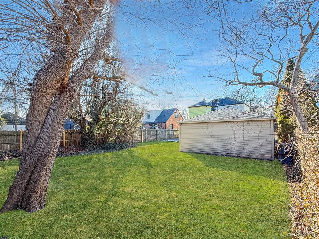 768 Washington Road, Grosse Pointe, MI 48230 — Photo 40