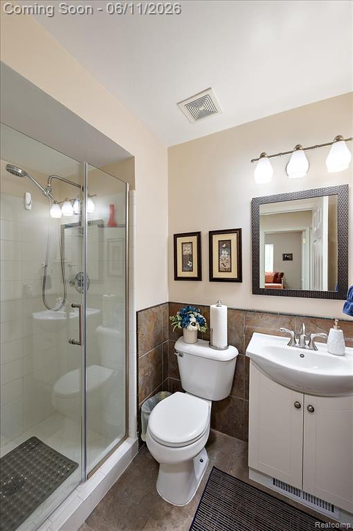 41034 Greenspire Drive, Clinton Twp, MI 48038 — Photo 41