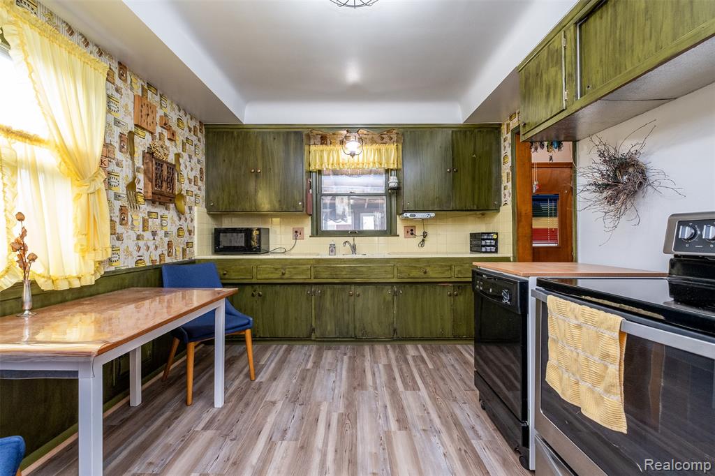 35560 Weideman Street, Clinton Twp, MI 48035 — Photo 14
