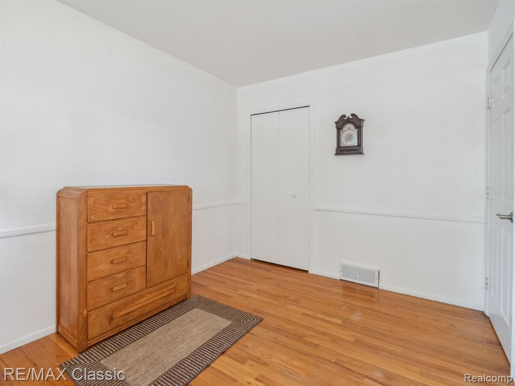 39737 BART Street, Canton, MI 48187 — Photo 17