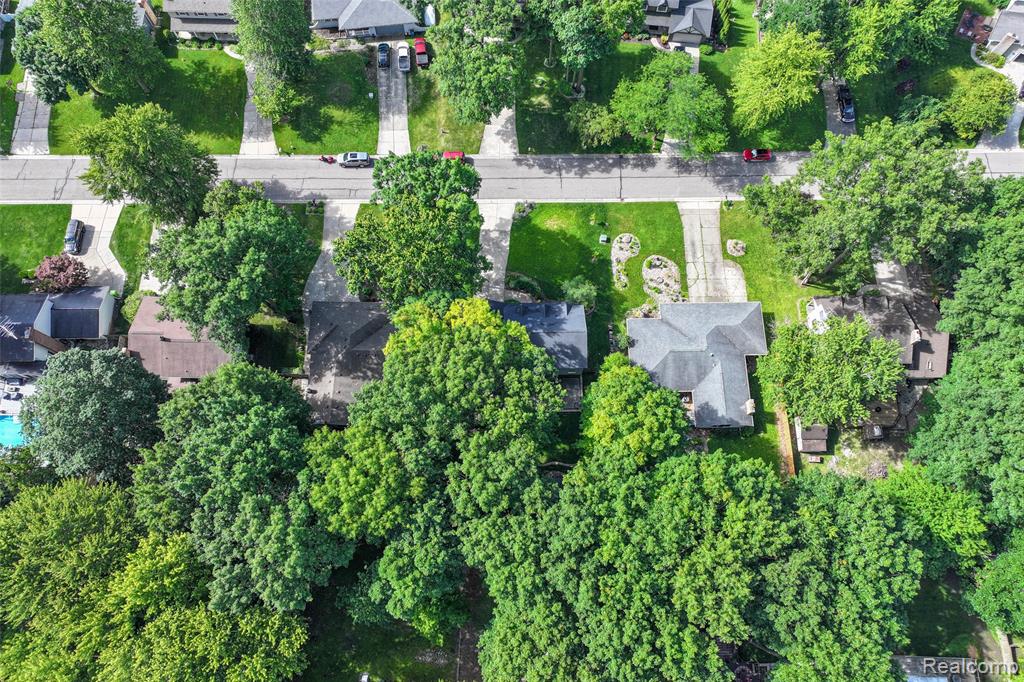 5327 Olde Saybrooke Road, Grand Blanc, MI 48439 — Photo 46