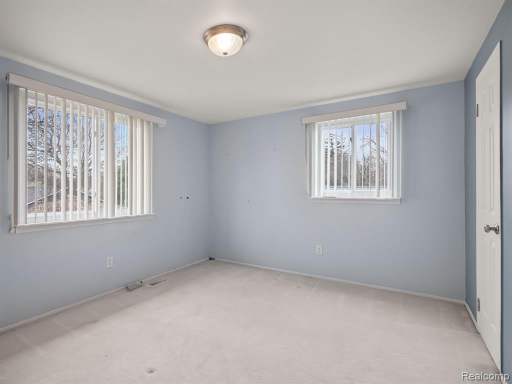 4783 STODDARD Drive, Troy, MI 48085 — Photo 19