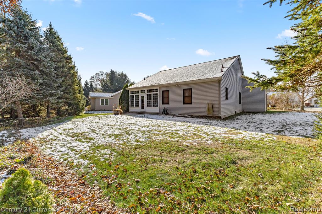 6858 Yorktown Place, Temperance, MI 48182 — Photo 51