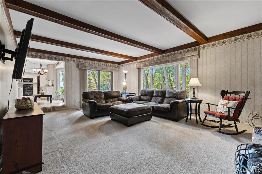 8291 Fawn Valley Circle, Clarkston, MI 48348 — Photo 18