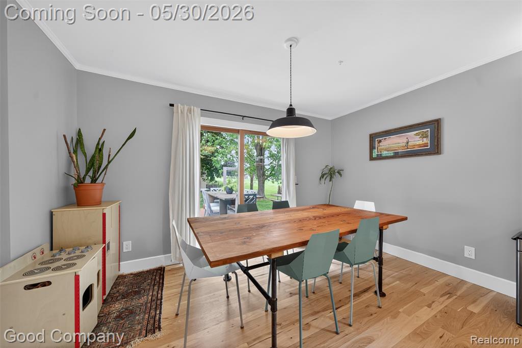 933 Gallaland Avenue, Rochester Hills, MI 48307 — Photo 12