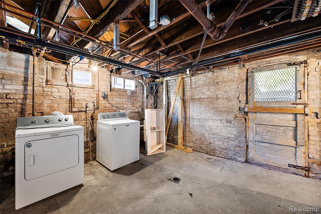 3496 Burns Street, Detroit, MI 48214 — Photo 61