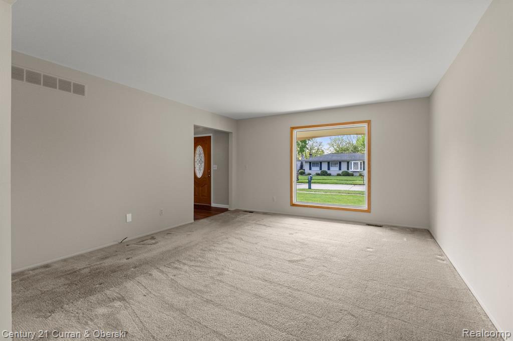 39798 CHEVIOT Road, Canton, MI 48188 — Photo 6