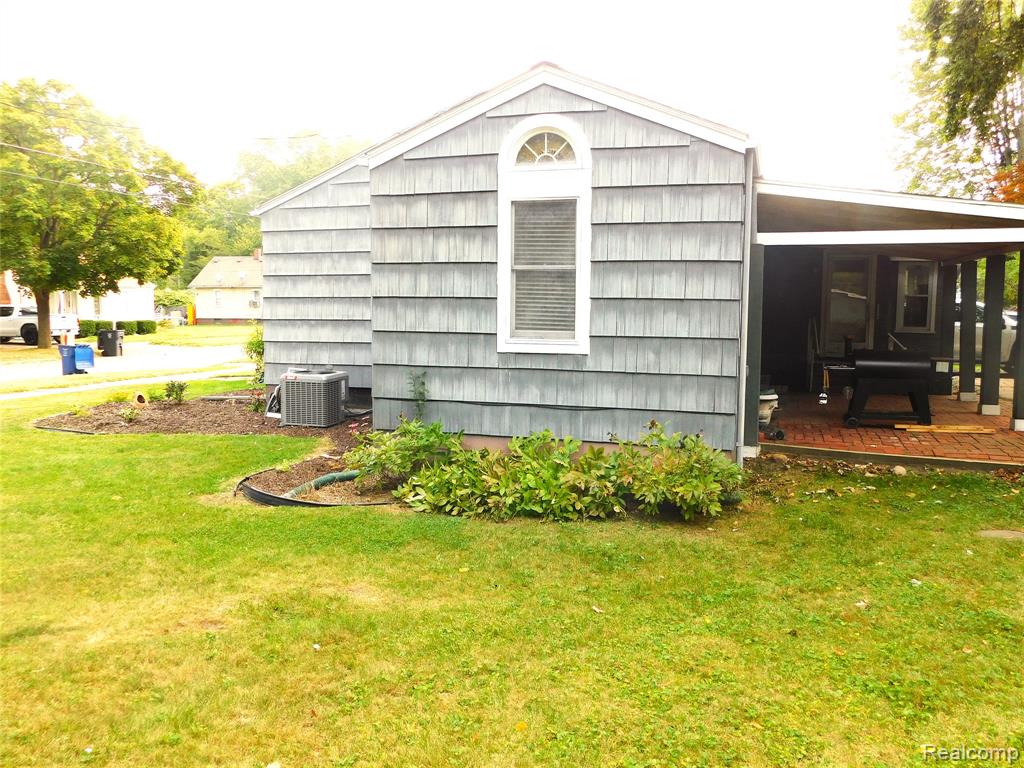 825 Pettibone Avenue, Flint, MI 48507 — Photo 13