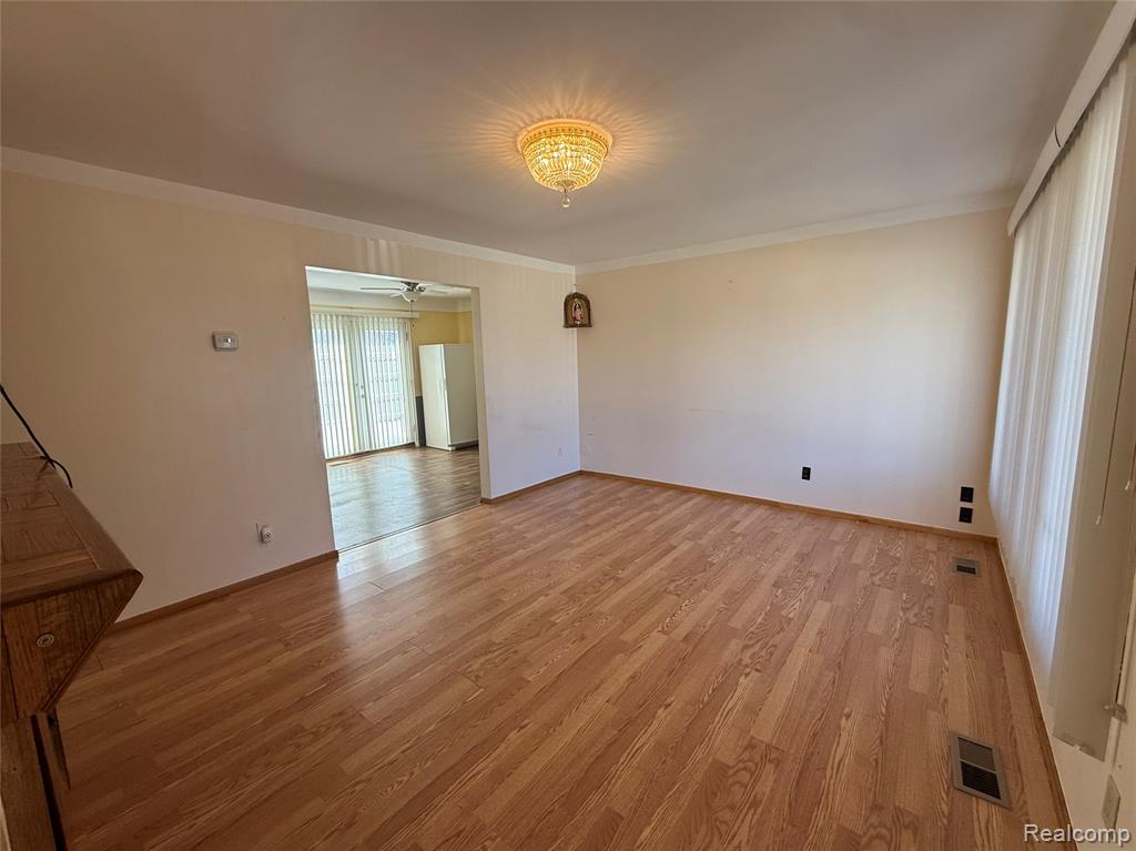 4702 Arden Avenue, Warren, MI 48092 — Photo 18