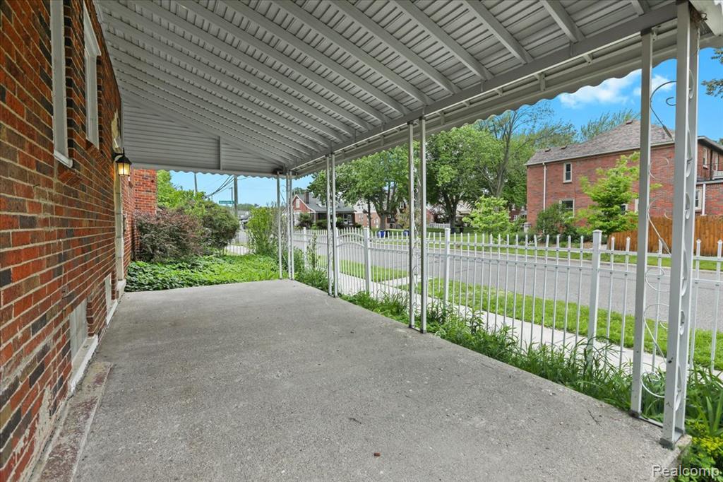 294 Riverside Drive, Detroit, MI 48215 — Photo 35