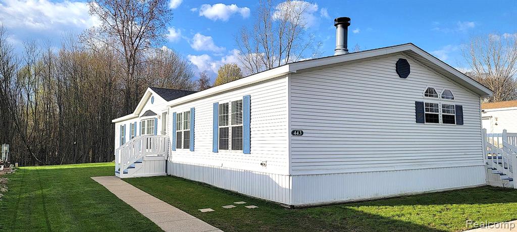 443 Pond View Drive, Morrice, MI 48857