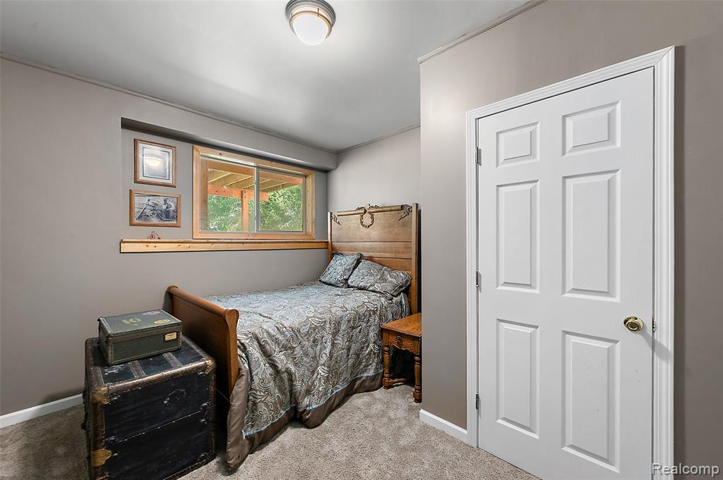 52 Parker Lane, Ortonville, MI 48462 — Photo 35