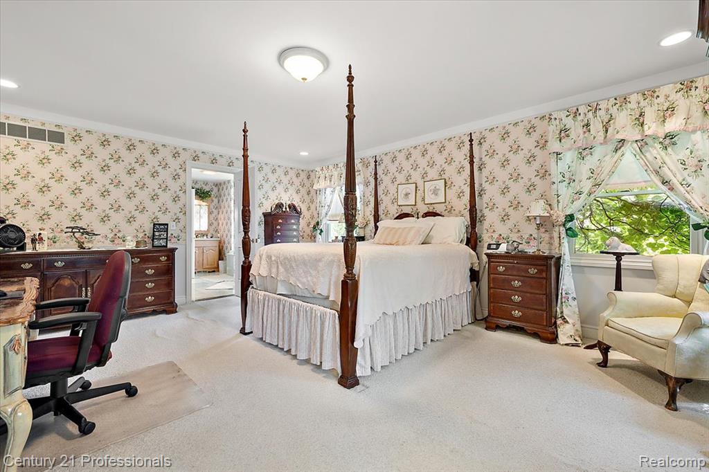 40205 Ashland Drive, Sterling Heights, MI 48313 — Photo 33