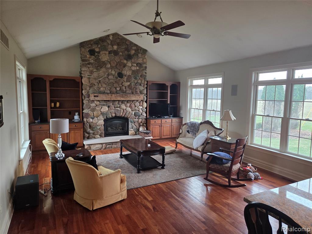 900 Maxfield Road, Brighton, MI 48114 — Photo 22