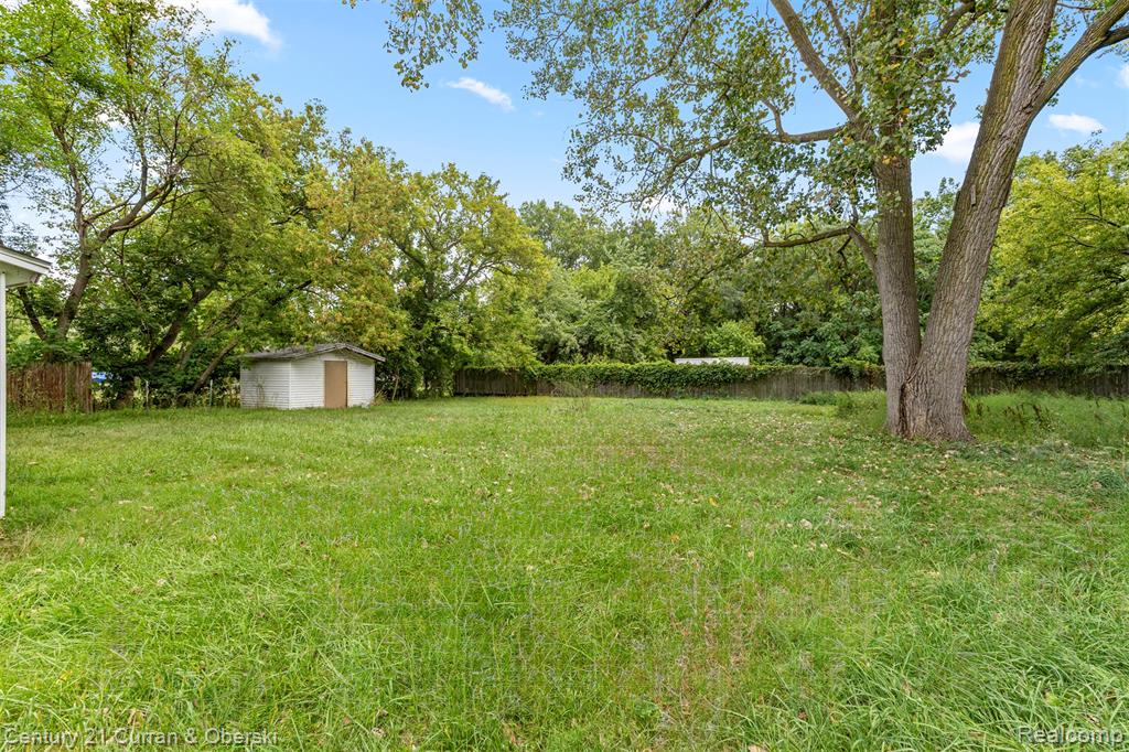 537 Helen Street, Inkster, MI 48141 — Photo 22