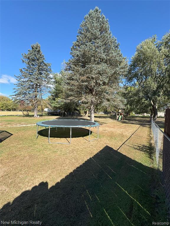 5300 Cecelia Ann Avenue, Clarkston, MI — Photo 10