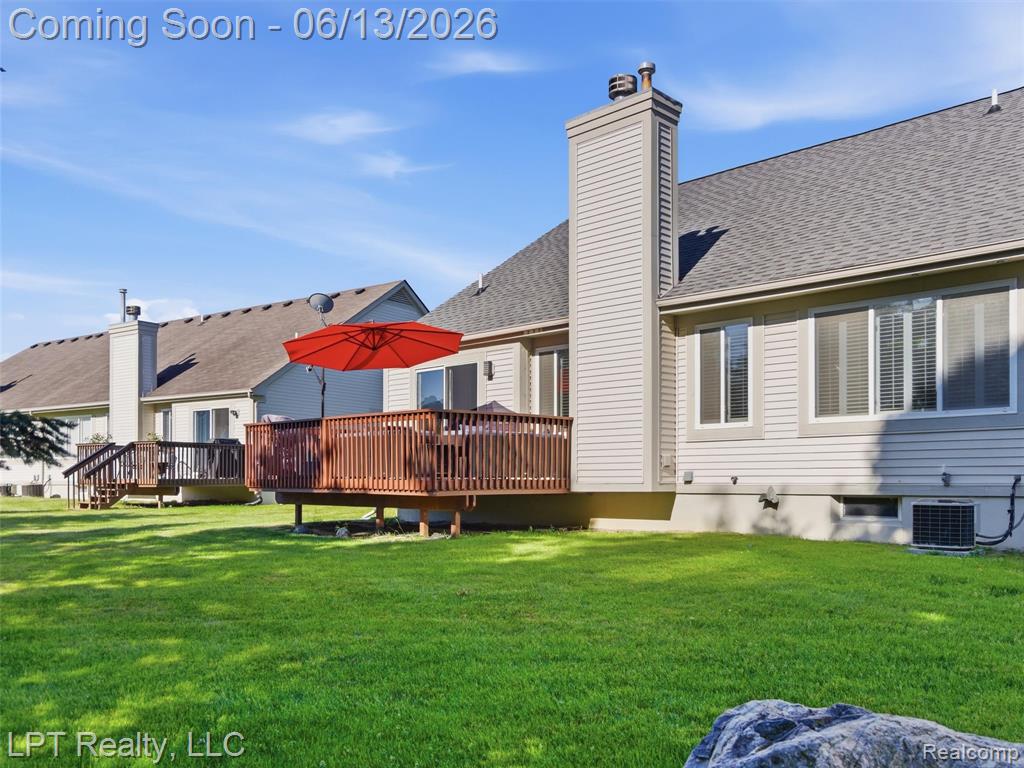 7035 Iris Court, Grand Blanc, MI 48439 — Photo 35