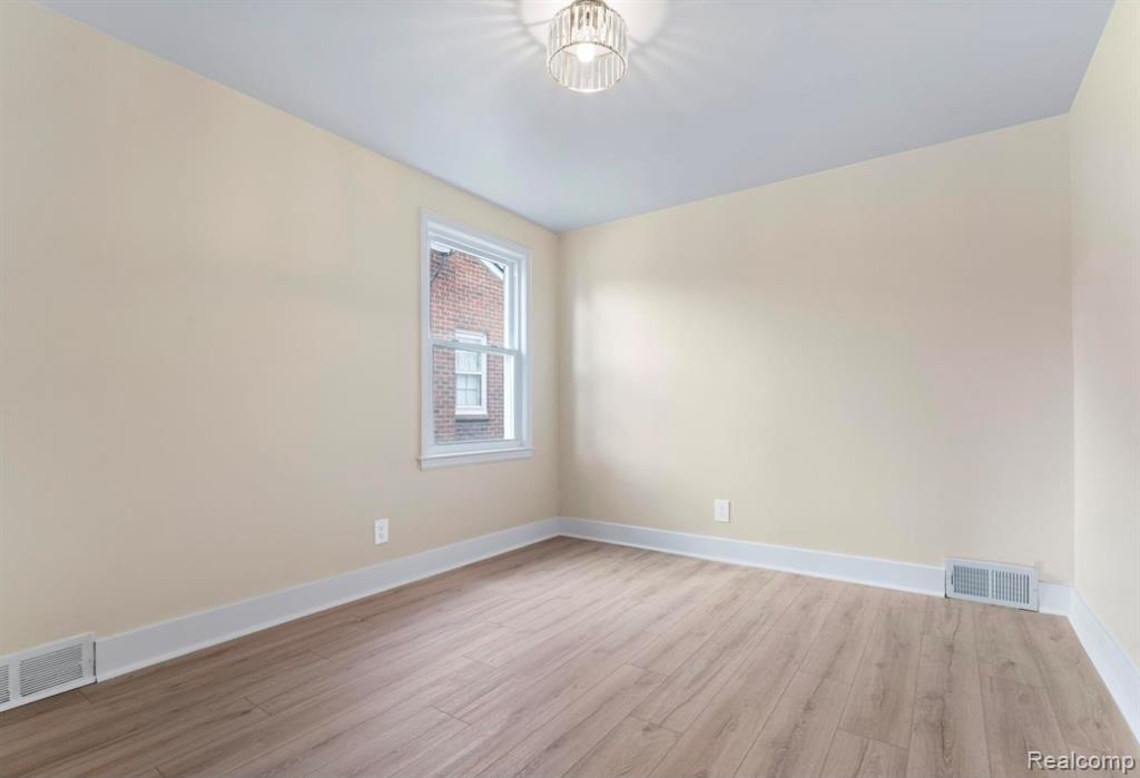 16171 Glastonbury Road, Detroit, MI 48219 — Photo 19