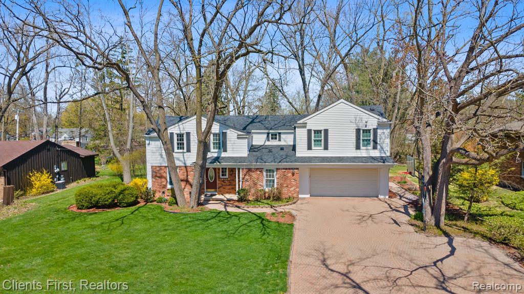 9350 BYROMAR Lane, Grosse Ile, MI 48138 — Photo 3