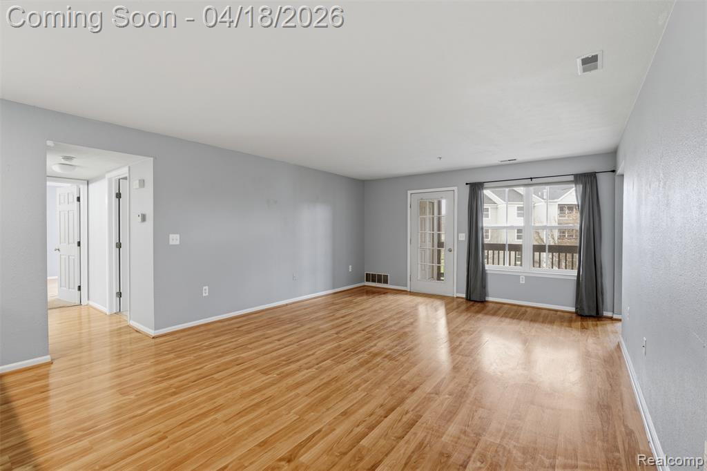 1307 MILLBROOK Trail, Ann Arbor, MI 48108 — Photo 7