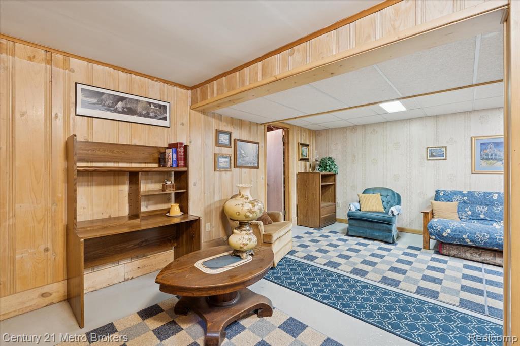 4466 S Center Road, Burton, MI 48519 — Photo 33