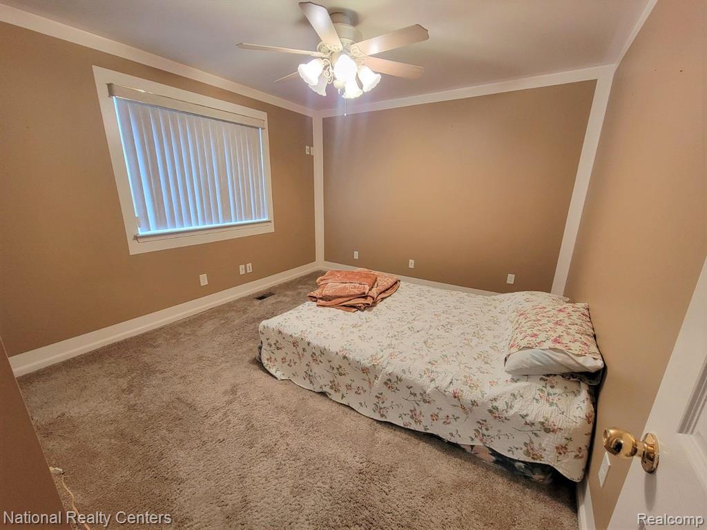 55477 RASPBERRY Drive, Macomb, MI 48042 — Photo 15