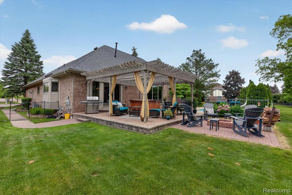 18974 Riverway Court, Clinton Twp, MI 48038 — Photo 48
