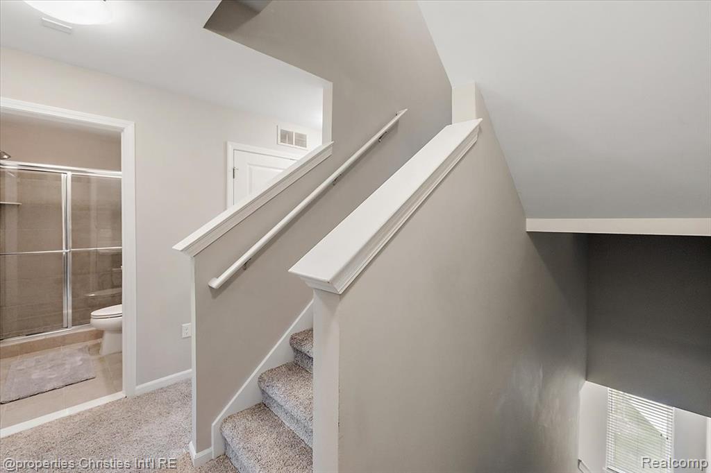 1083 Hampton Circle, Detroit, MI 48207 — Photo 41